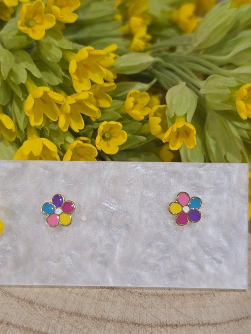 BOUCLES D'OREILLES
