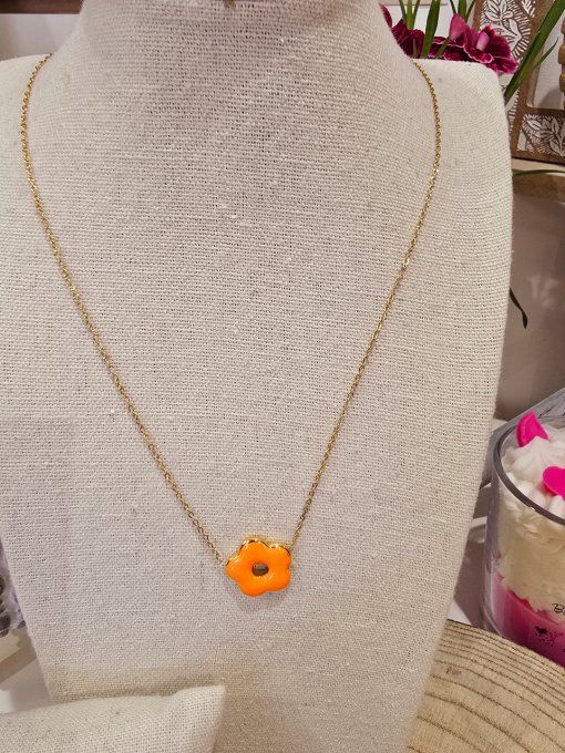 COLLIER