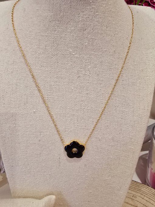 COLLIER