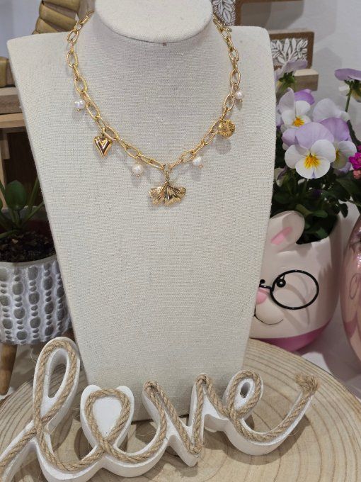 COLLIER