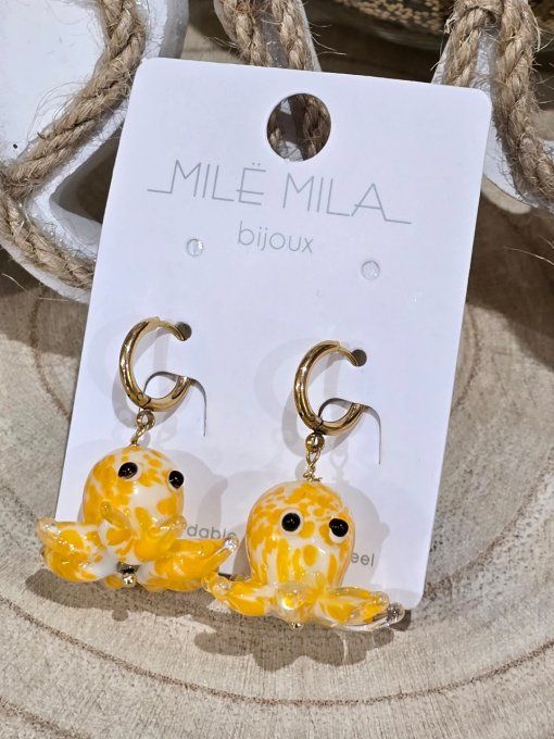 BOUCLES D'OREILLES