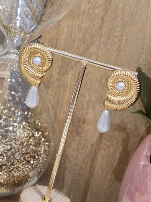 BOUCLES D'OREILLES