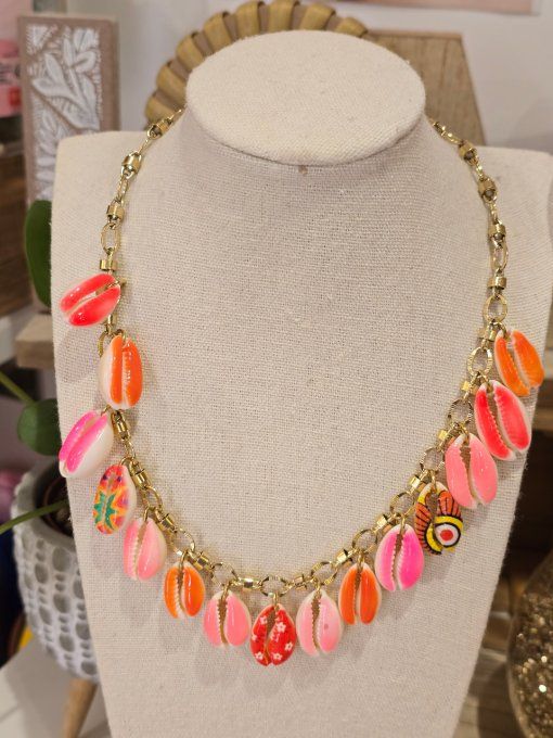 COLLIER