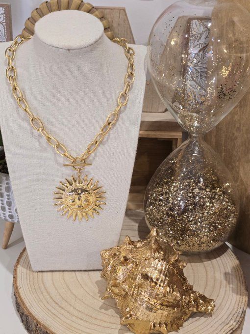 COLLIER