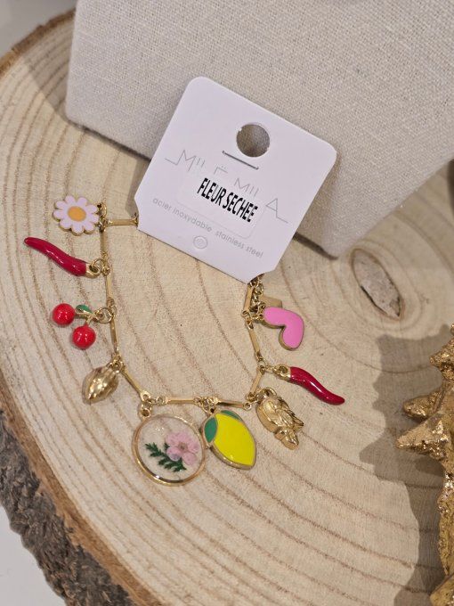BRACELET