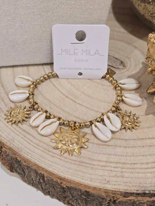 BRACELET