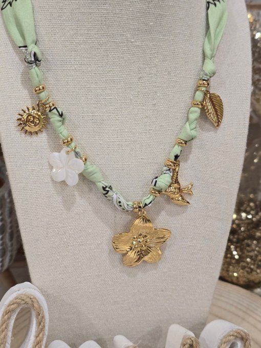 COLLIER