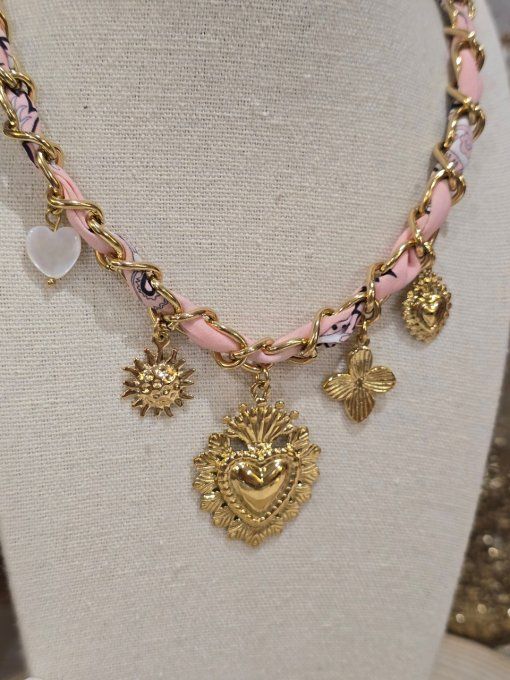 COLLIER