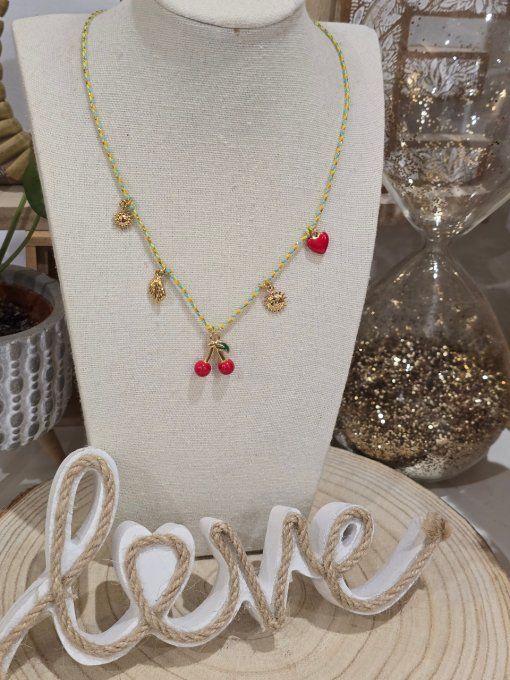 COLLIER