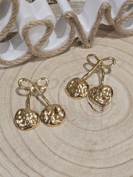 BOUCLES D'OREILLES