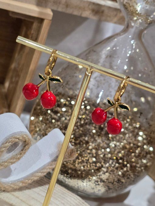 BOUCLES D'OREILLES