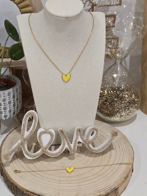 COLLIER
