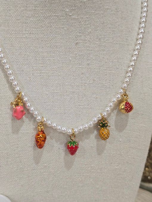 COLLIER