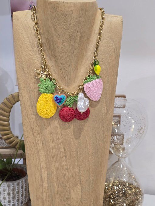 COLLIER