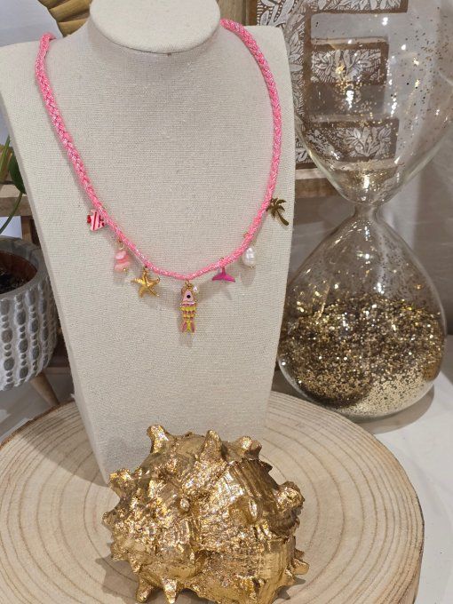 COLLIER