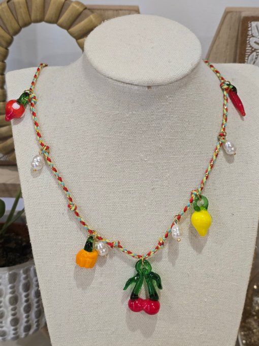 COLLIER