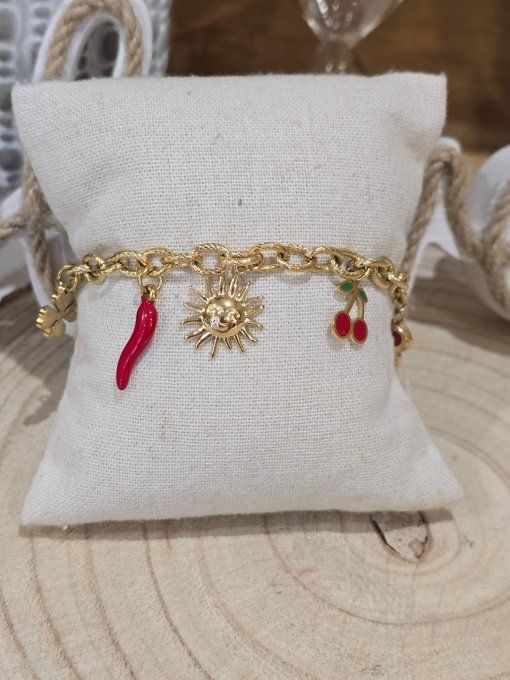 BRACELET
