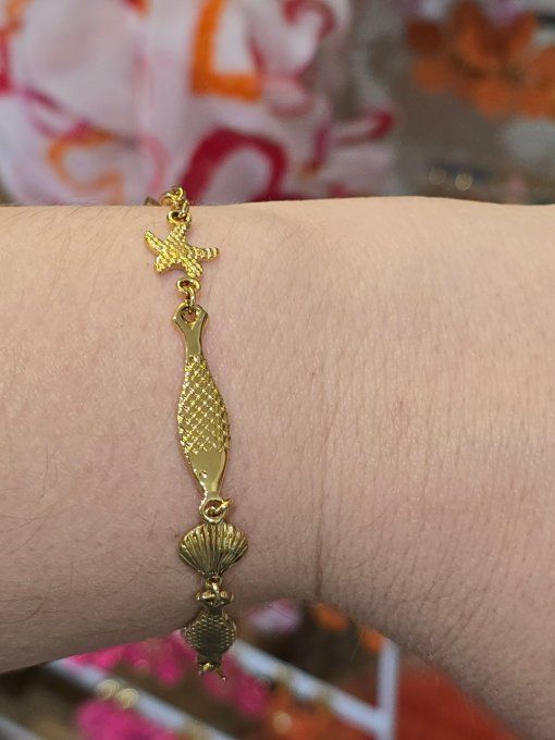 BRACELET
