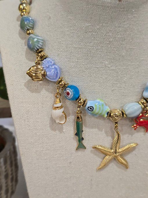 COLLIER
