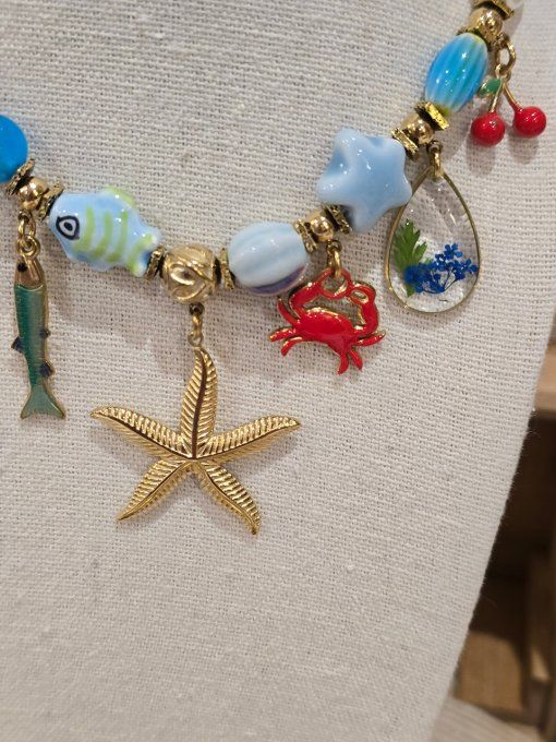 COLLIER