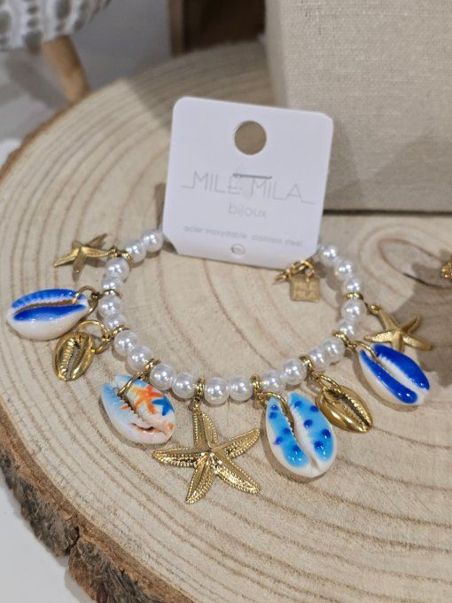 BRACELET