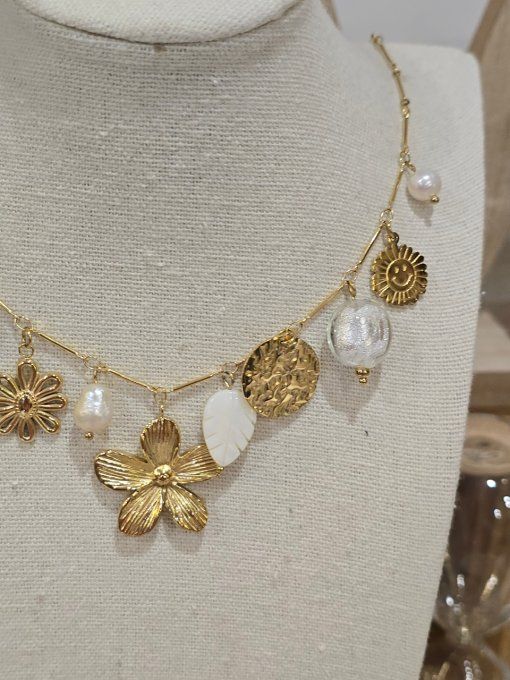COLLIER