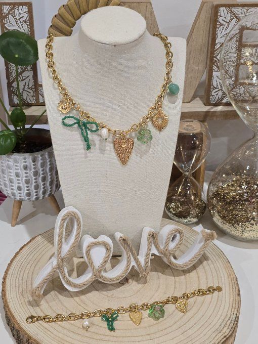 COLLIER