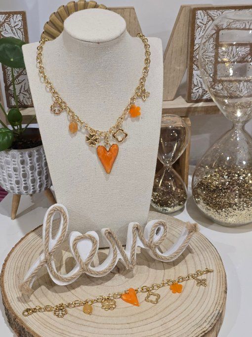 COLLIER