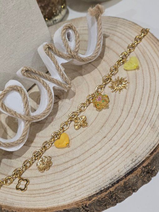 BRACELET