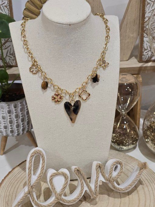 COLLIER