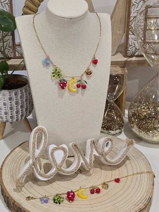 COLLIER