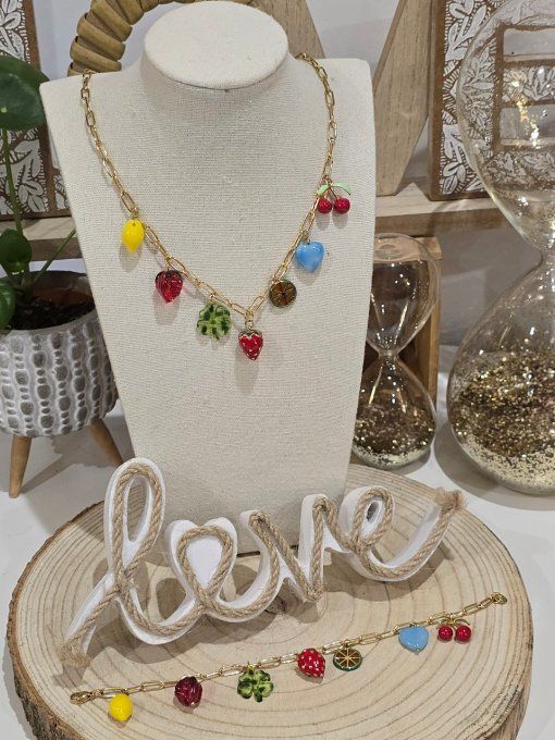 COLLIER