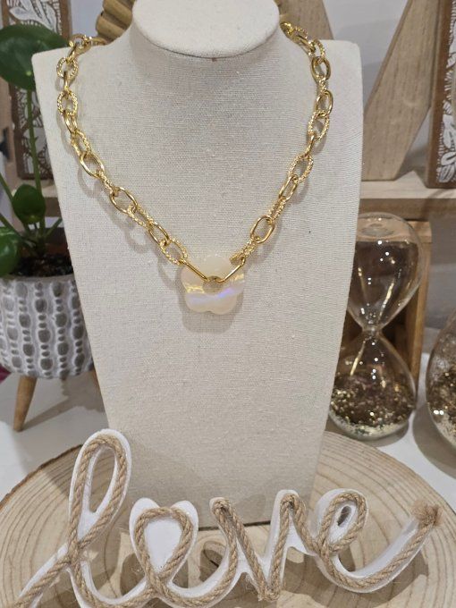 COLLIER