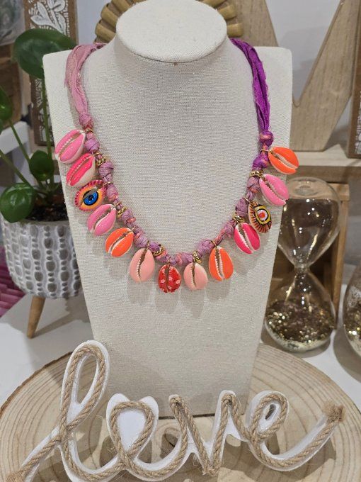 COLLIER