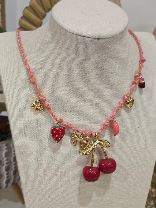 COLLIER