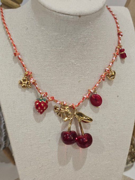 COLLIER