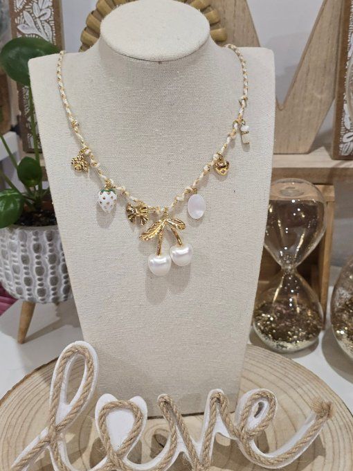 COLLIER