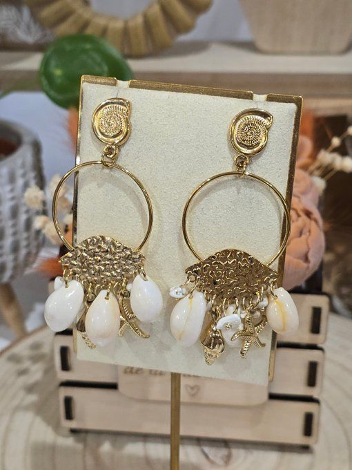 BOUCLES D'OREILLES