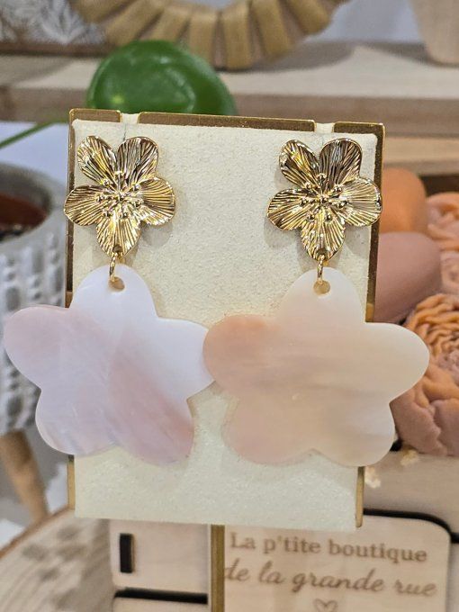 BOUCLES D'OREILLES