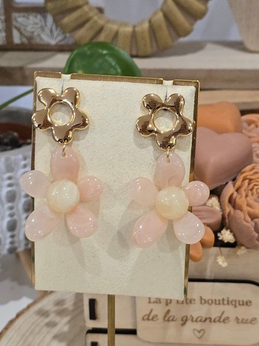 BOUCLES D'OREILLES