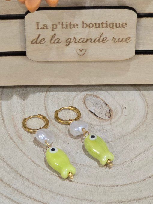 BOUCLES D'OREILLES
