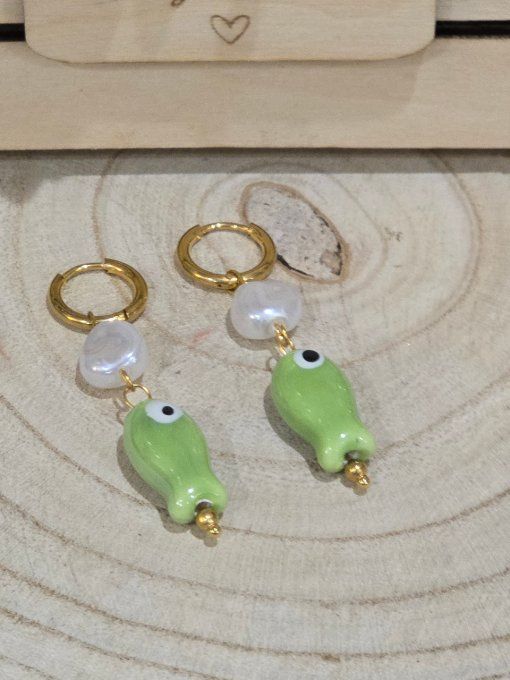 BOUCLES D'OREILLES