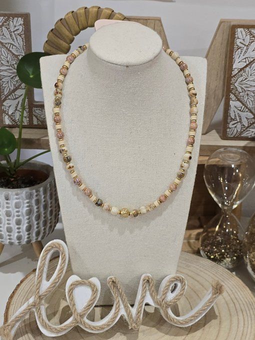 COLLIER