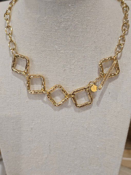COLLIER