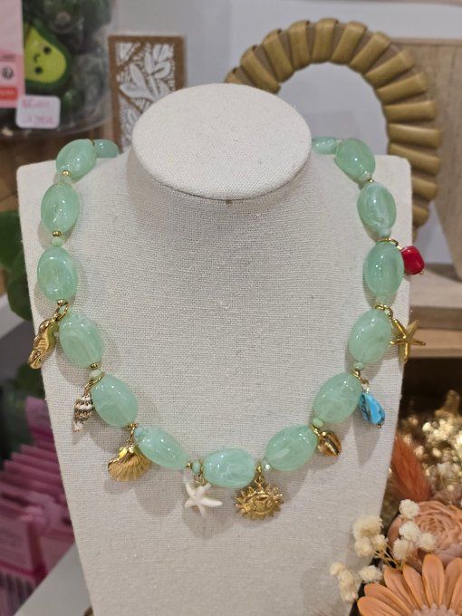 COLLIER