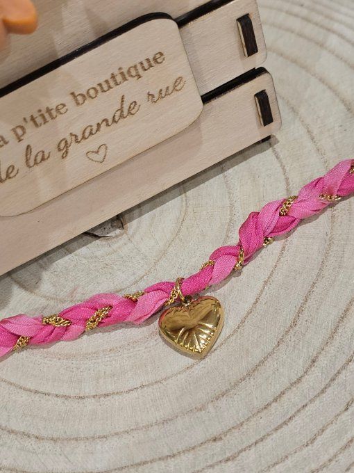 BRACELET