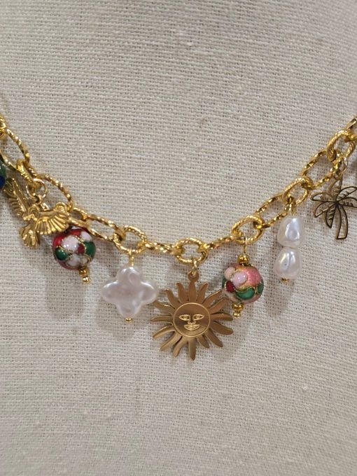 COLLIER