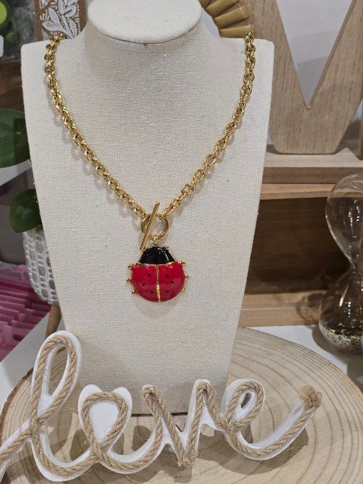 COLLIER