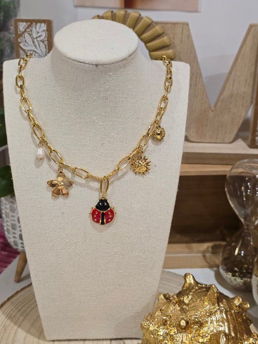 COLLIER