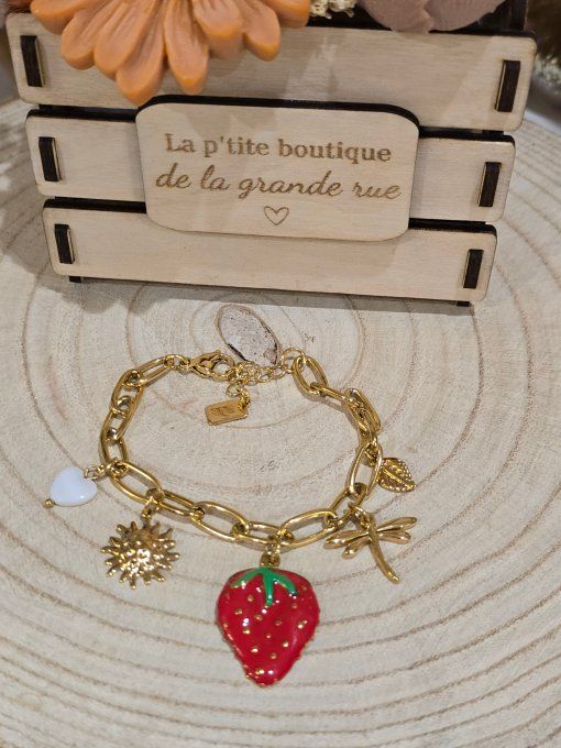 BRACELET